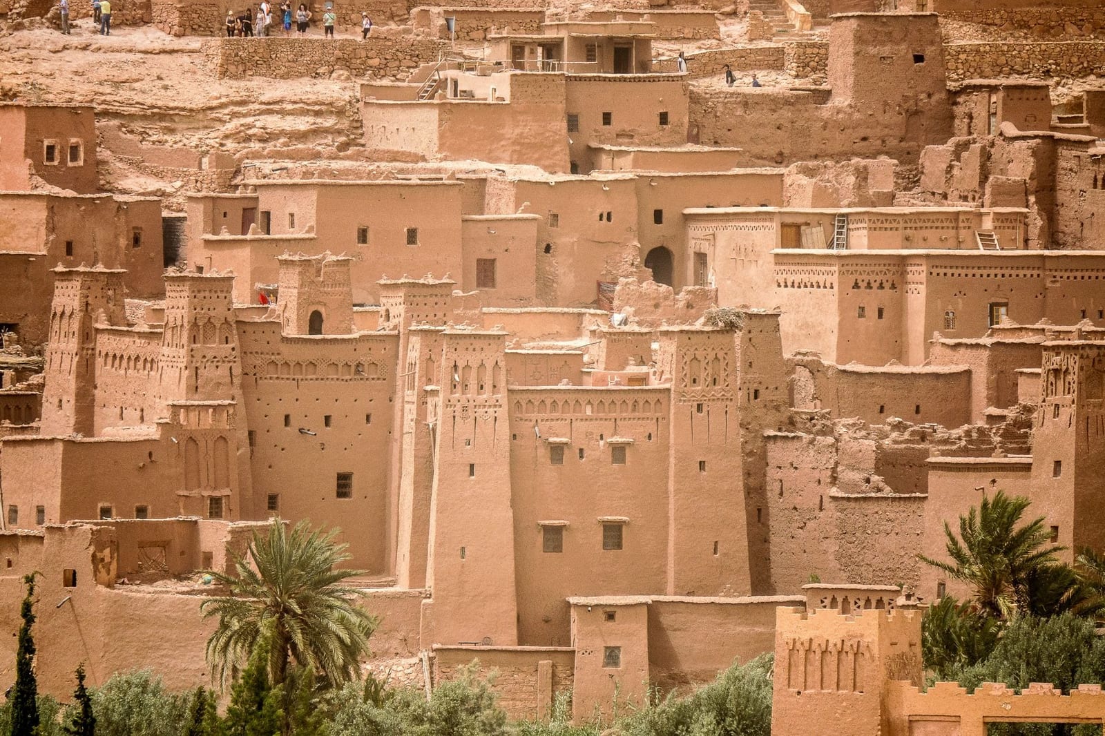 Tours en pisé d'Aït Benhaddou dans la lumière de l'après-midi